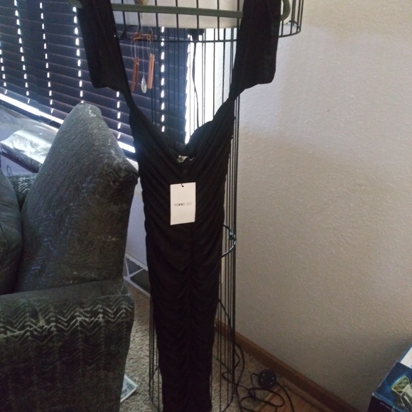 Femine luxe black dress - Picture 1 of 2